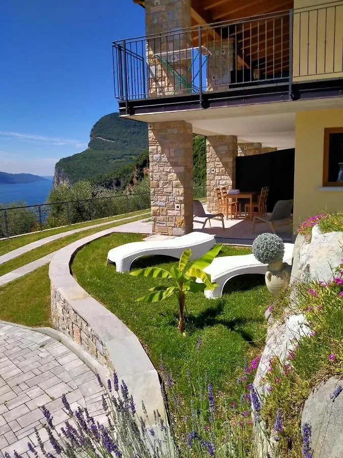 Apartment Appartamenti Villa Vagne By Gardadomusmea Tremosine